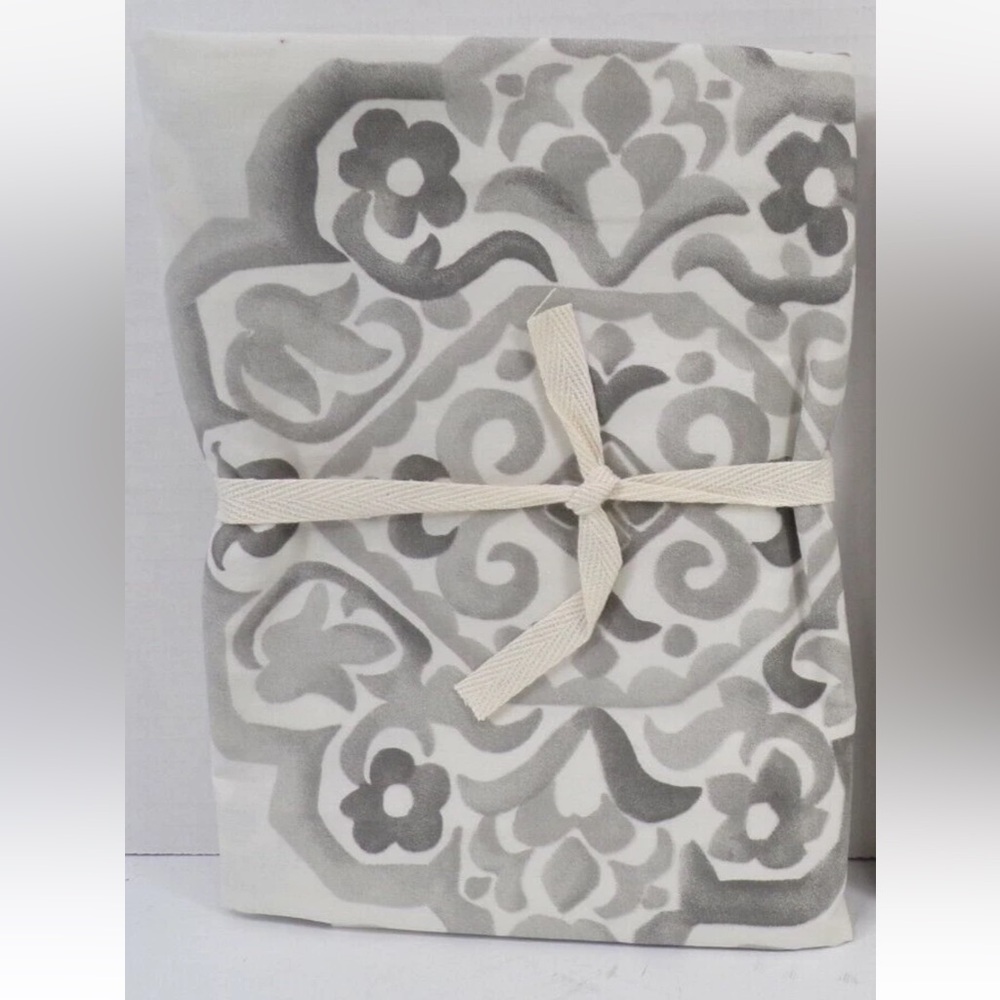 Pottery Barn Asher Medallion Sham King Size